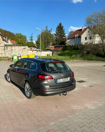 Opel Astra cena 18900 przebieg: 335000, rok produkcji 2012 z Złotoryja małe 106